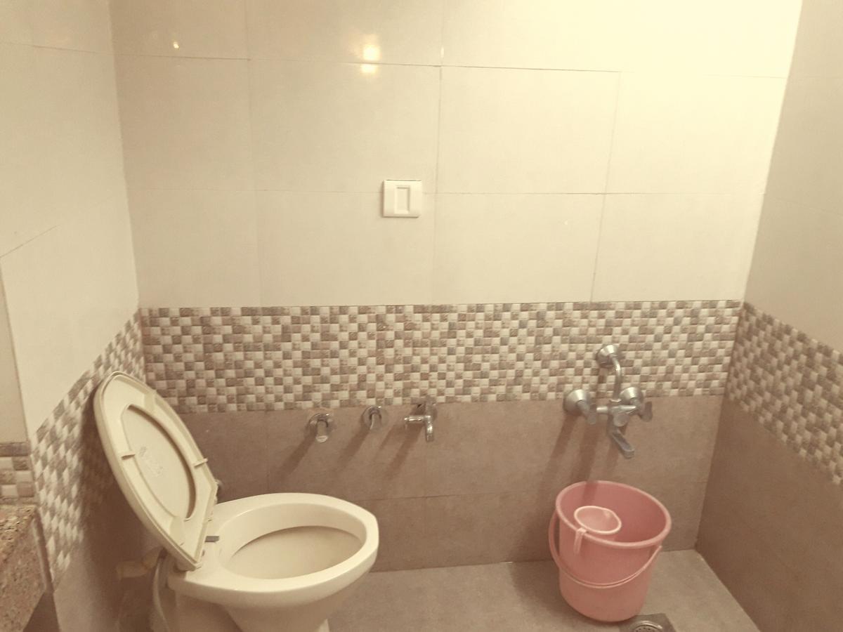 Hotel Bluehill Bhavnagar Buitenkant foto